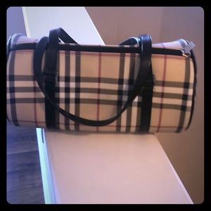 Burberry London Barrel - Nova Check Handbag